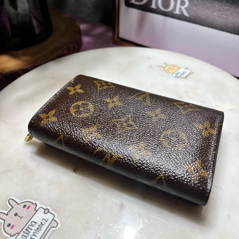 Louis Vuitton Monogram Porte Monnaie Tresor Wallet GUC